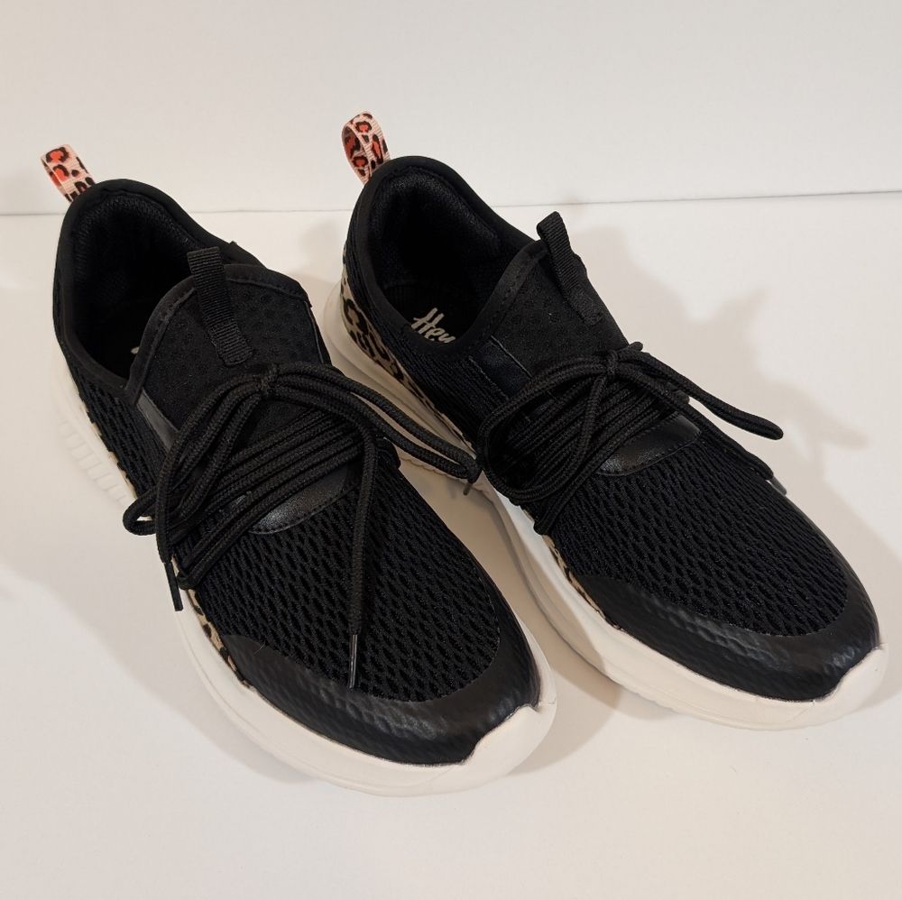 Hey Girl By Corkys Soft Serve Black Slip-on Sneaker Cheetah Accent Size 9 Womens